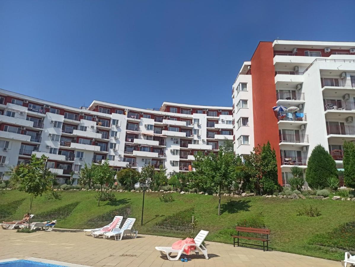 Частни Апартаменти За Гости - Панорама Бийч-Форд Нокс Sveti Vlas Exterior photo